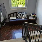 Tena Croatia 로비니