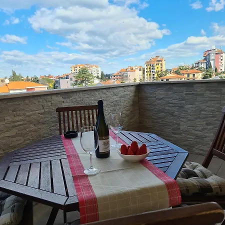 Tena Croatia Apartman *
